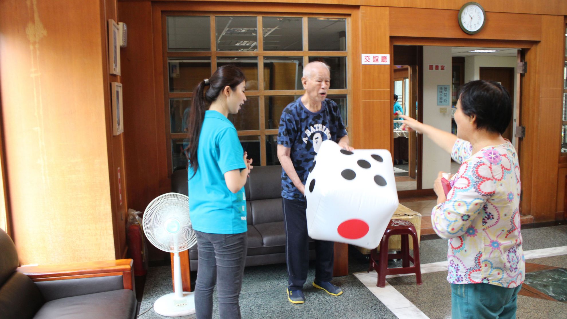 [Events] Jiujiu BUIMA Respect for the Elderly